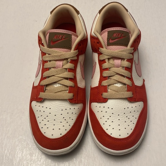 NIKE Women’s Dunk Low Premium “ Bacon” FB7910-600 Leather Sneakers Size 6.5 - Picture 2 of 11